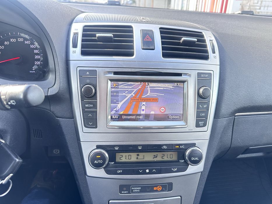 Toyota Avensis  комби дизел 2012 г.