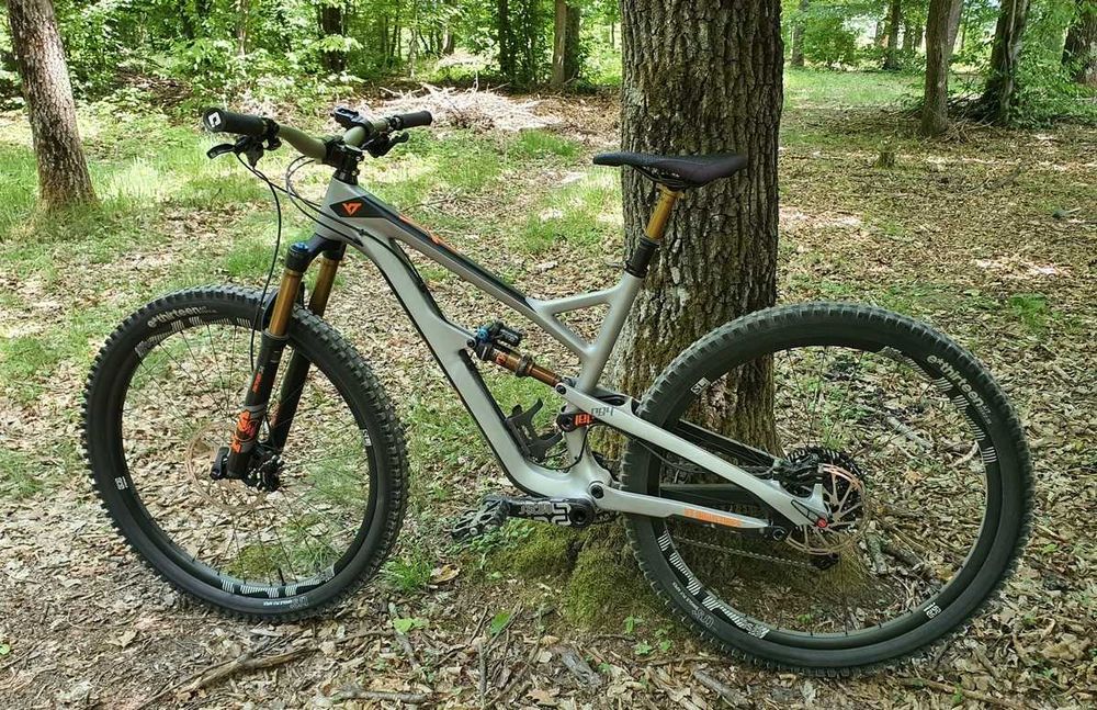 YT Jeffsy 29 CF Pro Race Bike, XTR, Fox Kashima, Full Carbon