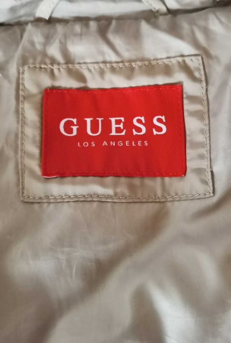 Оригинално дамско яке Guess