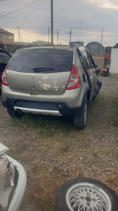 Рено сандеро,  Renault sandero