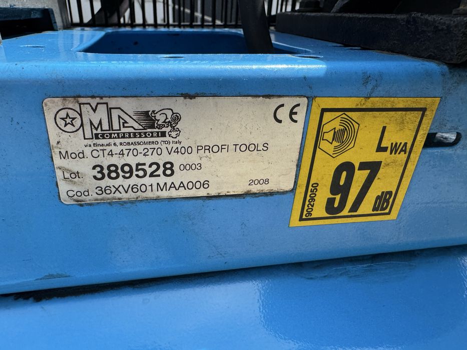 2 compresoare de aer si un uscator