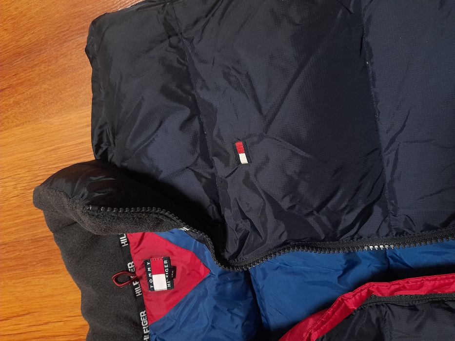 Tommy Hilfiger мъжки елек M размер.