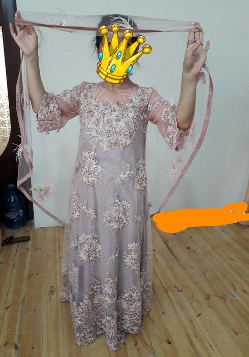 Ансанбиллар сотилади. Холати ало.