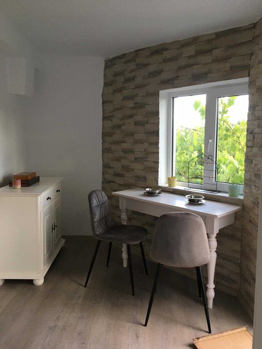 Inchiriez  apartament cu o camera si loc de parcare,  la casa in Cojocna pentru Electric Castle, 16-19 iulie