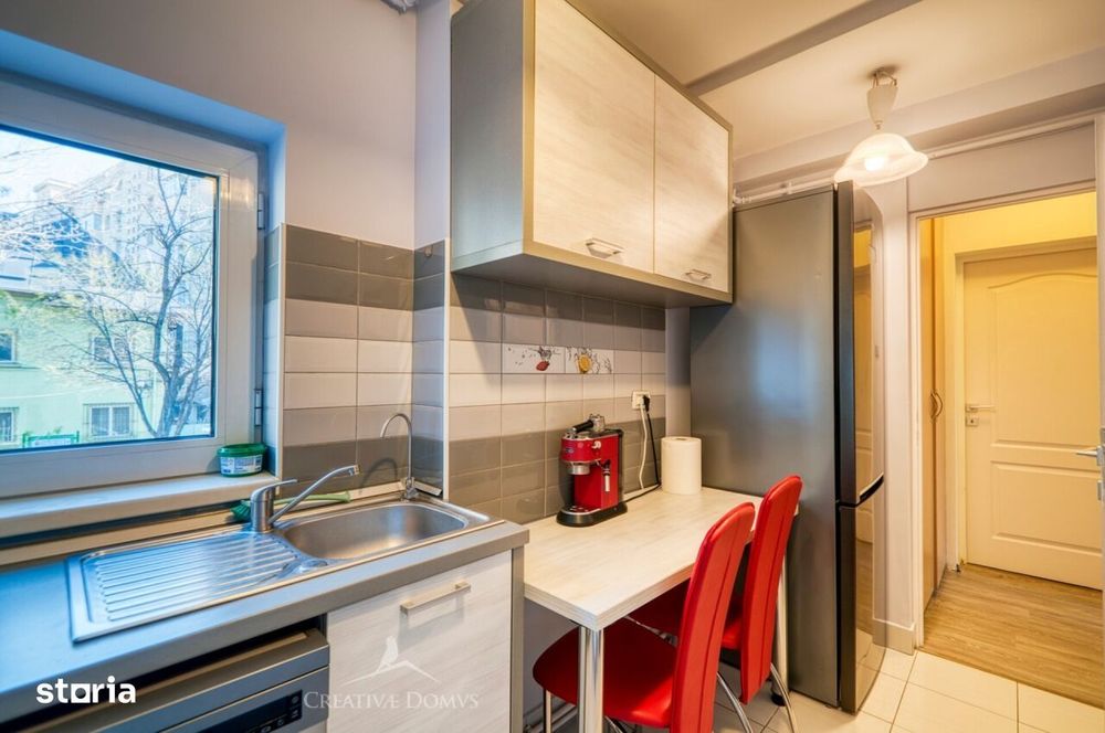 Gara de Nord / Apartament cu doua camere in vila / Centrala proprie