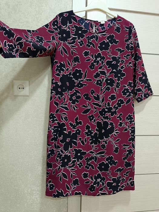 Женские кофты, платья размер 44-46