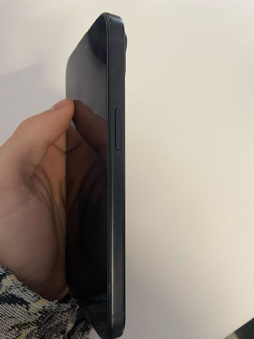 Vand Iphone 15 128gb