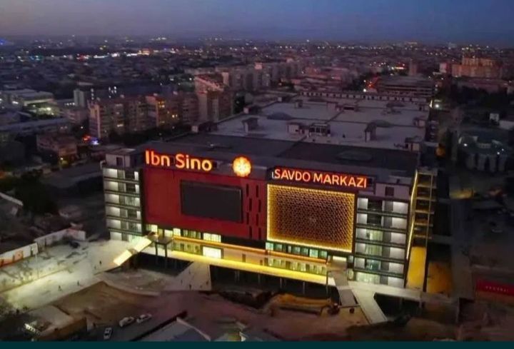 Ibn sino sovdo markazida magazin srocna sotiladi zor etajda