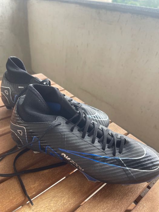 Бутонки Nike Air