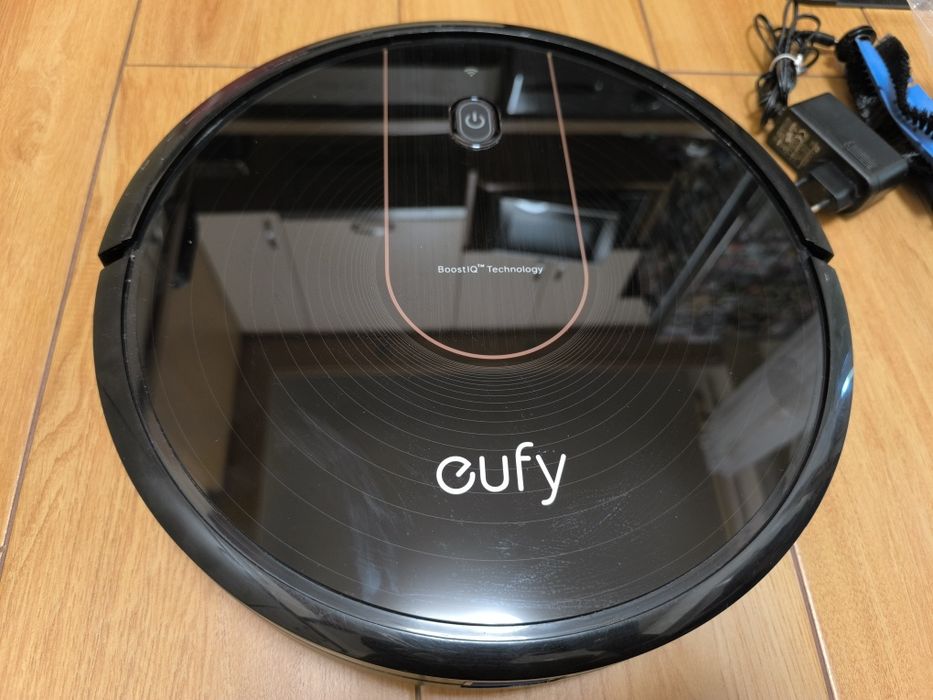 Робот прахосмукачка Eufy 15C Robo-Vac.