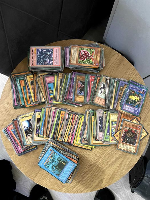 530бр Огромен лот Yu-Gi-Oh! карти – от всички серии