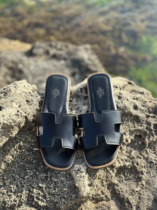 Women’s Hermes Oran sandal