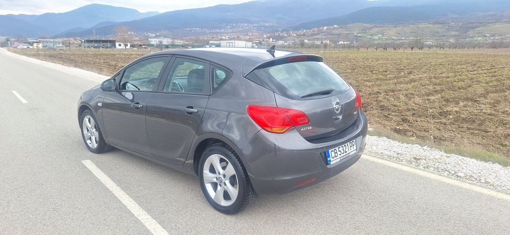 Opel Astra J 1.7