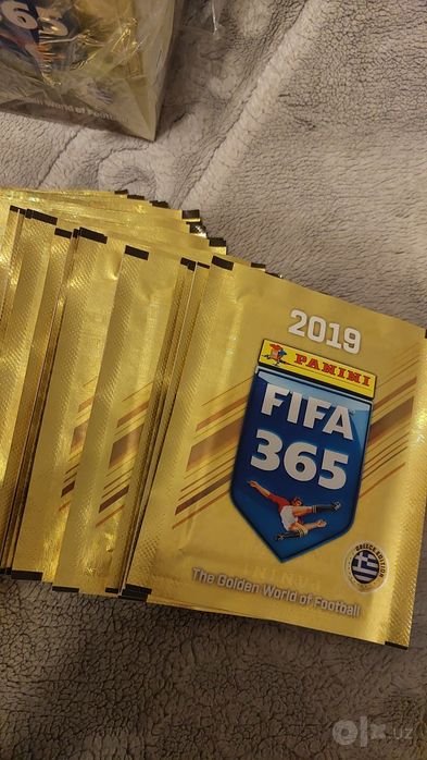 Наклейки FIFA 2019 Panini Greece Edition