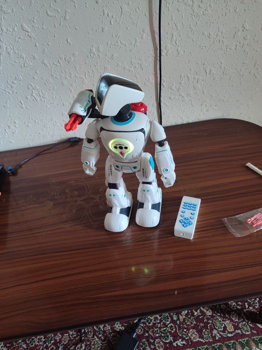 Робот гидроэлектричечкий