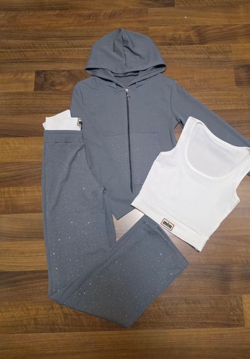 комплект 3 части с камъчета