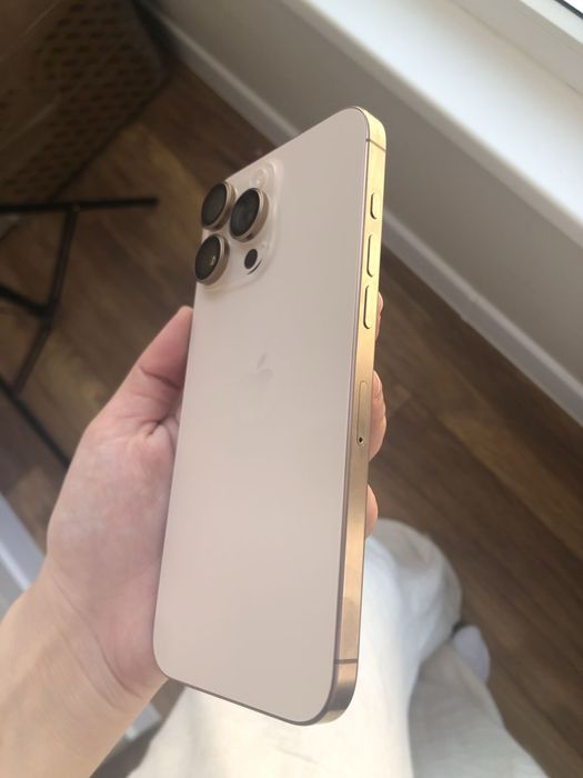 Iphone 16 PRO MAX 256 голд