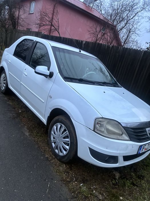 Vand Dacia Logan