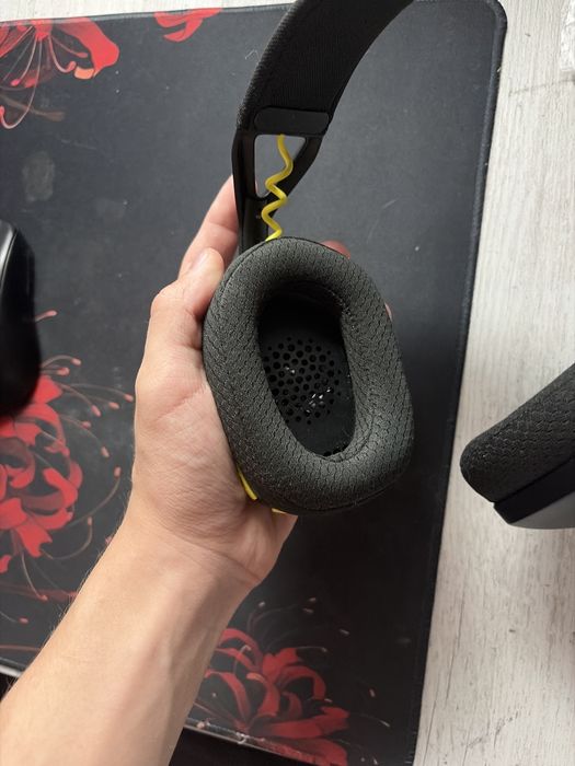 Продам Logitech G435