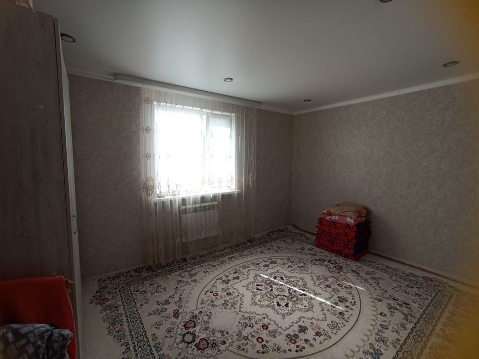 Продам дом сзади Палладиума