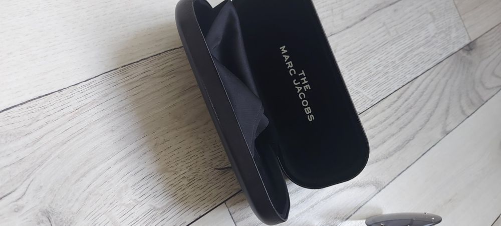 Страхотни маркови очила