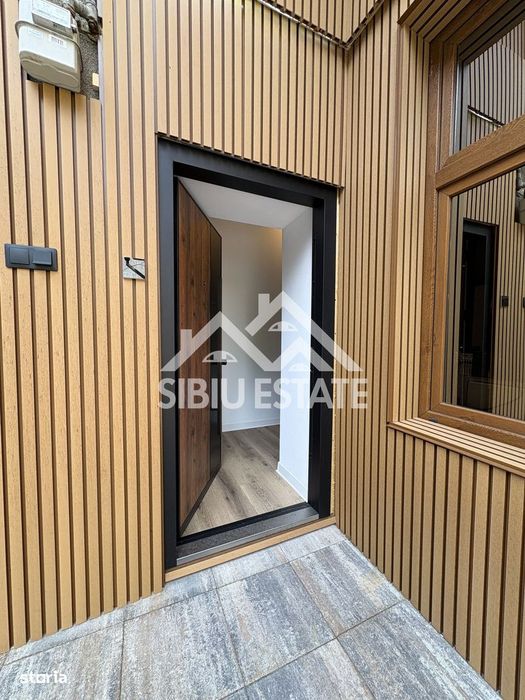 Apartament 3 camere, la casa, zona centrala