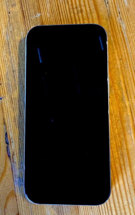 vand iphone 16 pro  perfecta stare de functionare