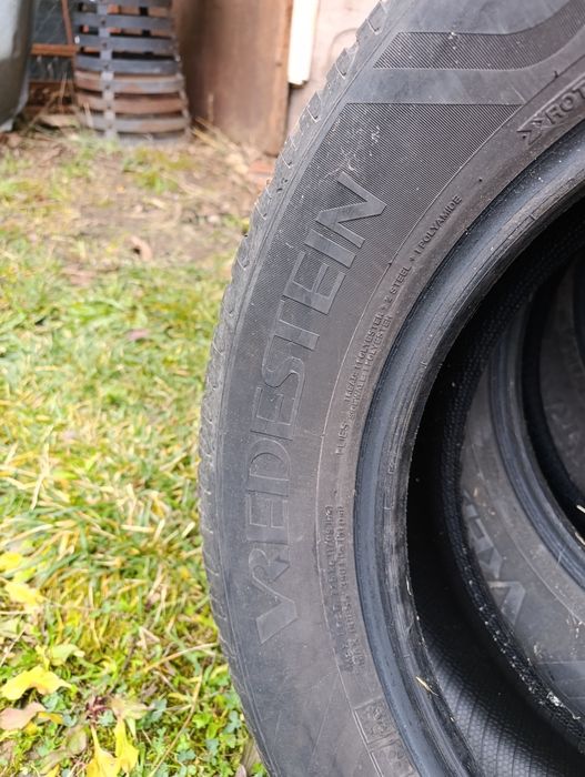 4 зимни гуми 215 60 16 Vredestein Quatrac ДОТ 0621-цената е за всички