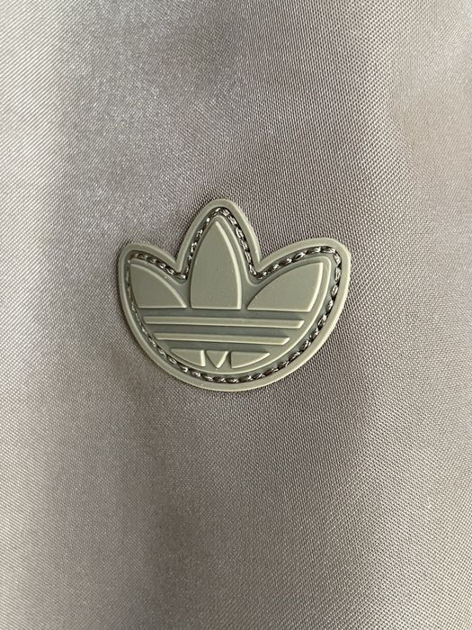 Adidas originals pantaloni evazati culoarea Olive