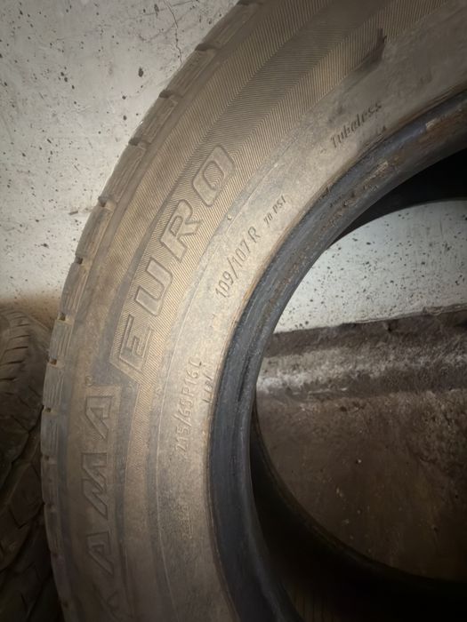 Продам 215 /65/ 16 С . 4 шт комплект.
