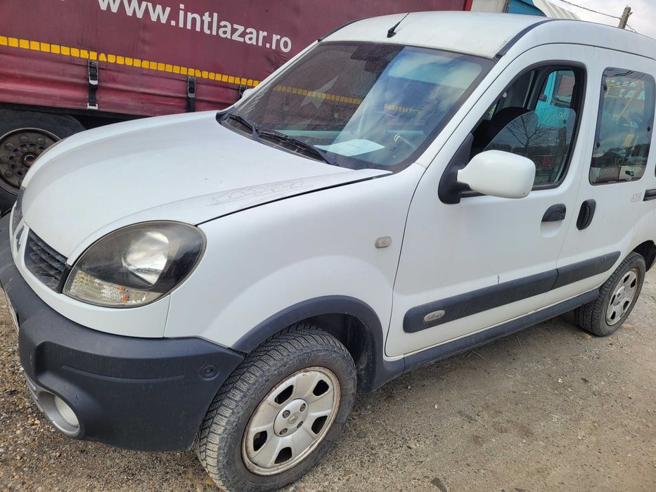 Roti anvelope Renault kangoo cu tracțiune 4x4 pe benzină 1.6