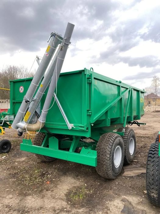 В наличии прицепы и полуприцепы