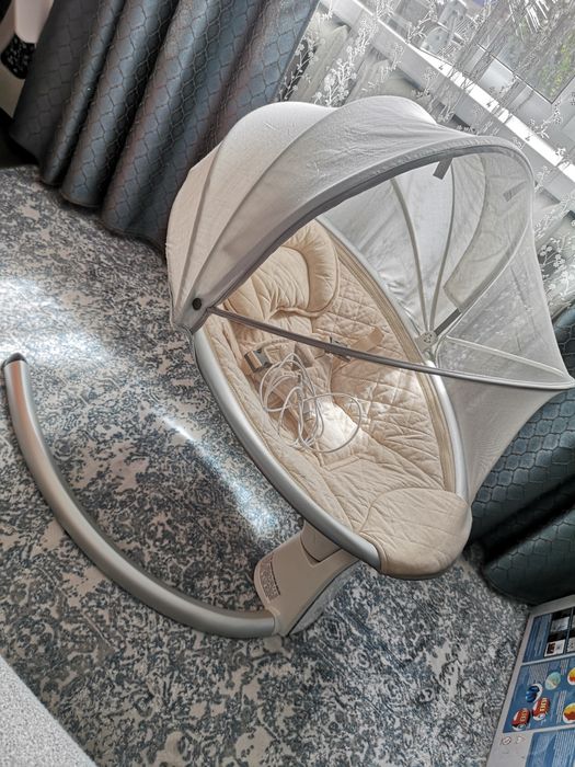 Детский шезлонг HOT MOM