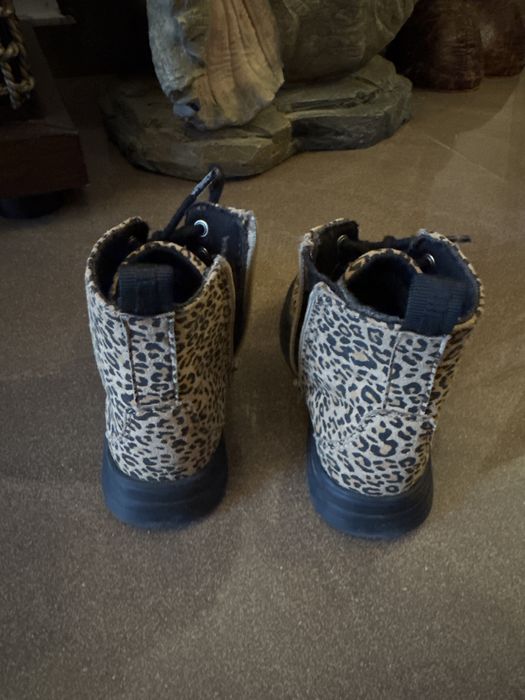 Vand ghete piele eco zara marimea 25 noi