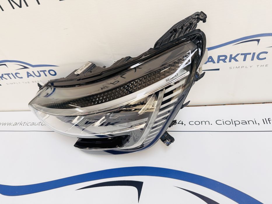 Far stanga led Renault Megane 4 facelift dupa 2020 cod 260602024R