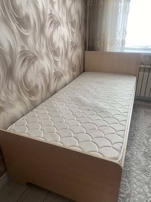 Продается кровать односпальная