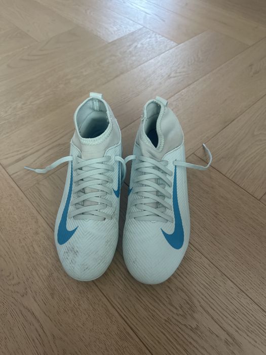 Детски бутонки на Nike