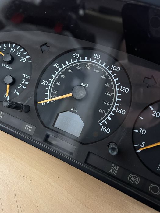 Километраж Мерцедес r129