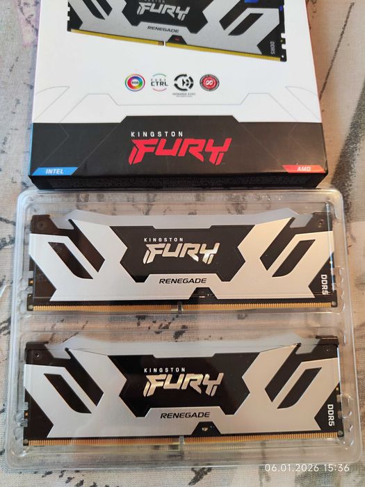 Рам памет 32GB DDR5 6000 Kingston Fury Renegade RGB 2 X 16GB Гаранция
