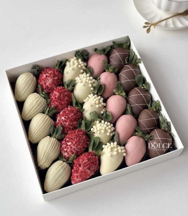 Клубника в шоколаде/Букет/финики/Боксы