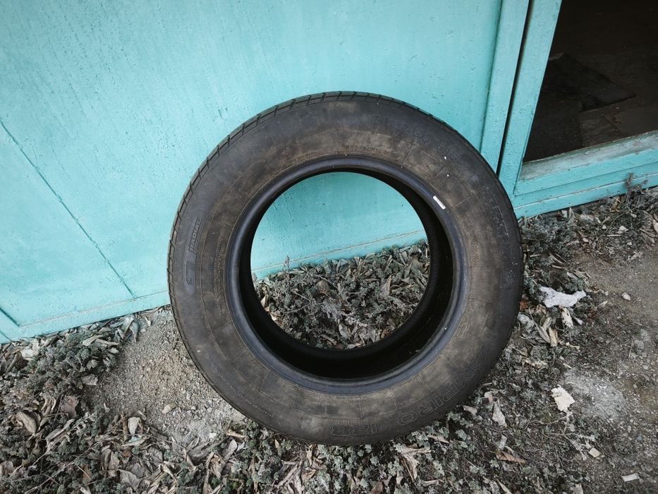 Шины,б.у. в хорошем состоянии.
