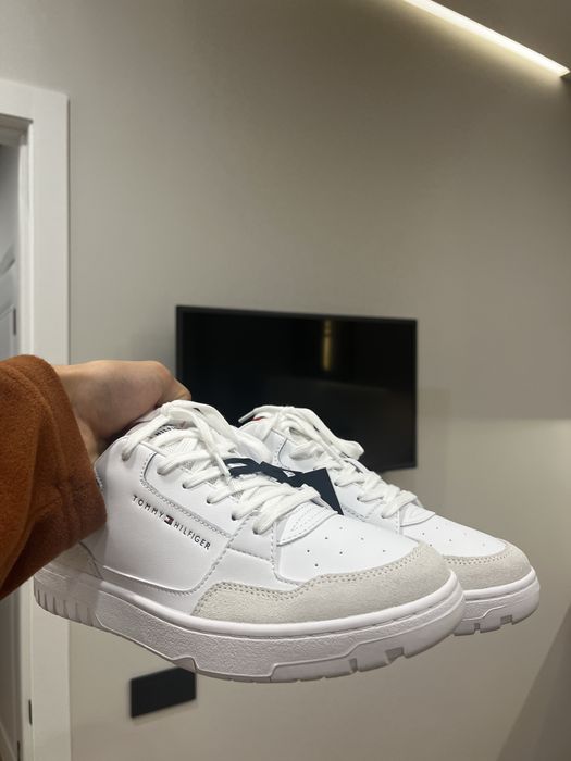 Продам оригинальную обувь Tommy Hilfiger