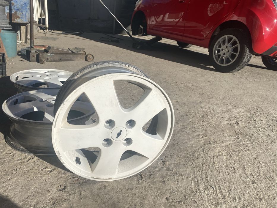 Оригинални алуминиеви джанти chevrolet spark