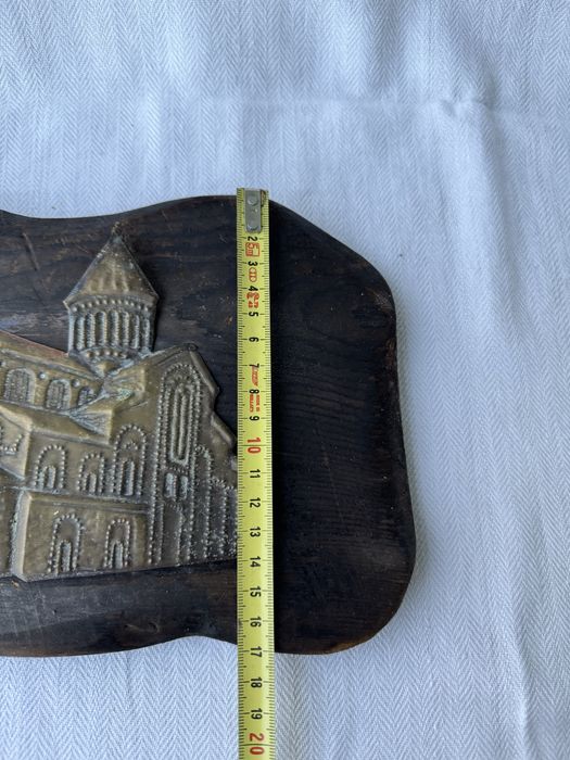 Старо декоративно пано , барелеф , месинг и дърво