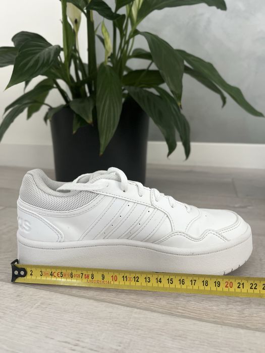 Pantofi Sport Adidas Hoops 3.0 Bold mărime 35.5