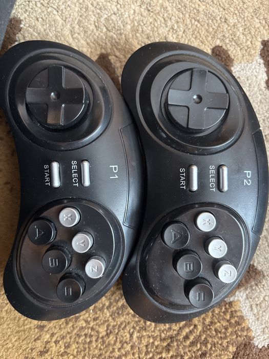 Игровая консоль с играми