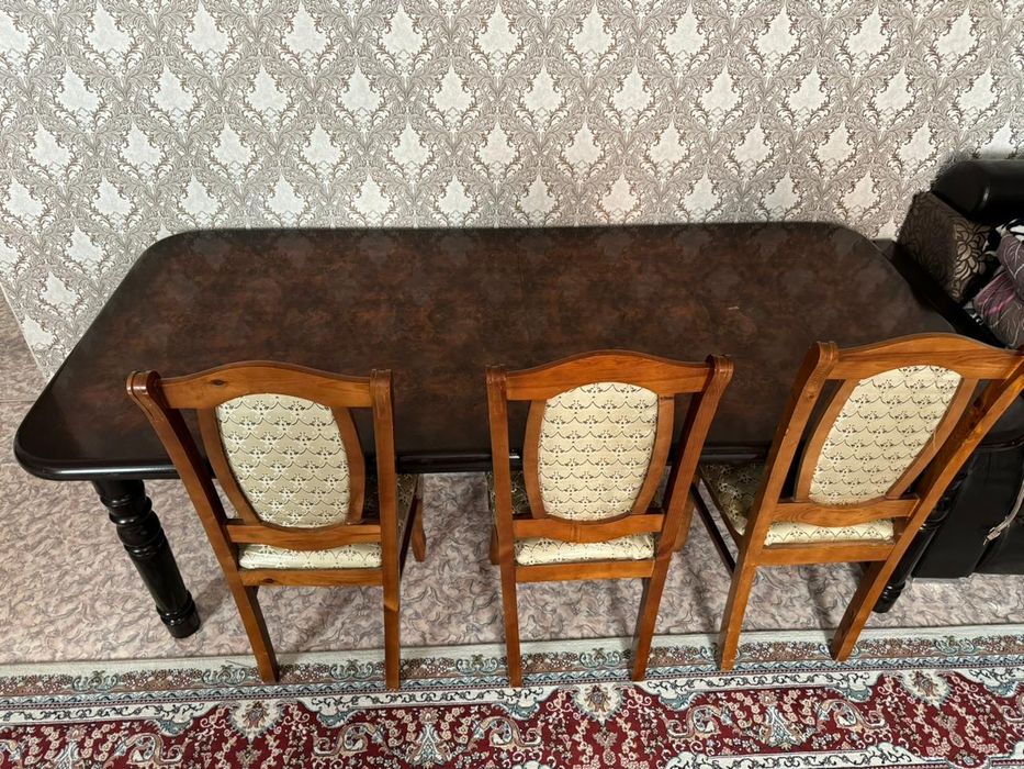 Продам стол со стульями
