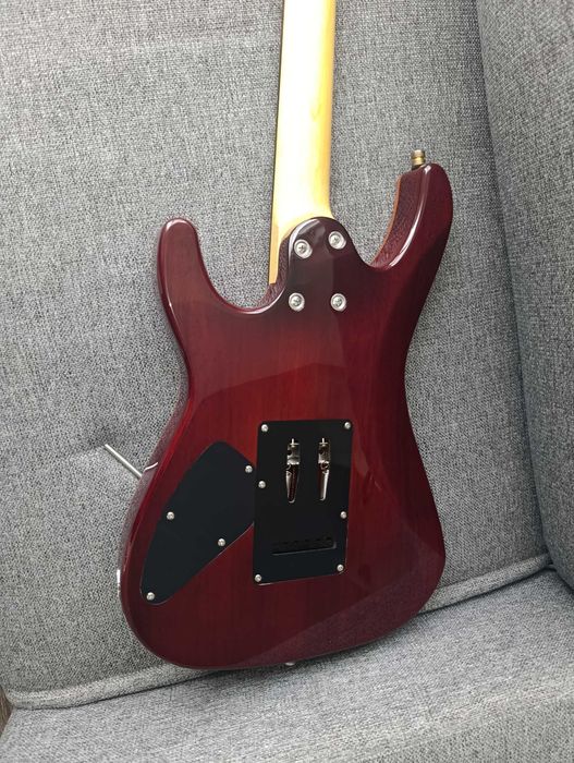 Harley Benton Fusion-III HH EB OCT + калъф – почти нова, отлично оборудвана
