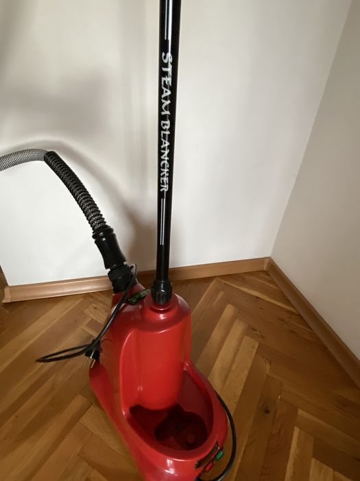 Уред за гладене с пара,неработещ