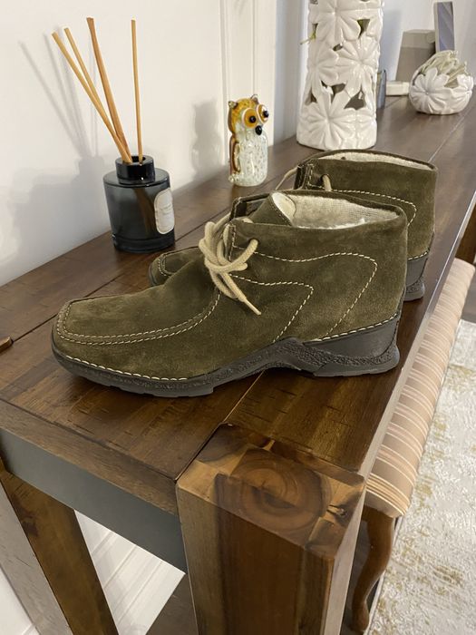 Продаю ботинки